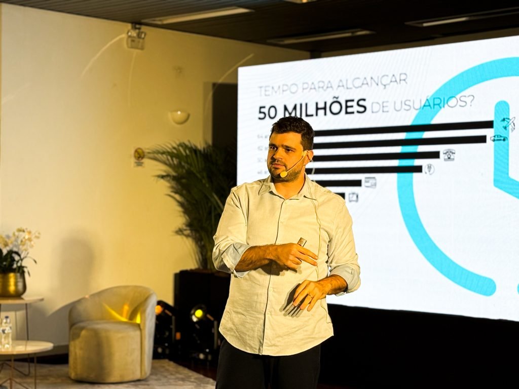 A Liderança Como Motor de Escala: CEO do Clube Casa Design Lança Obra Inédita na Feira Construir Aí