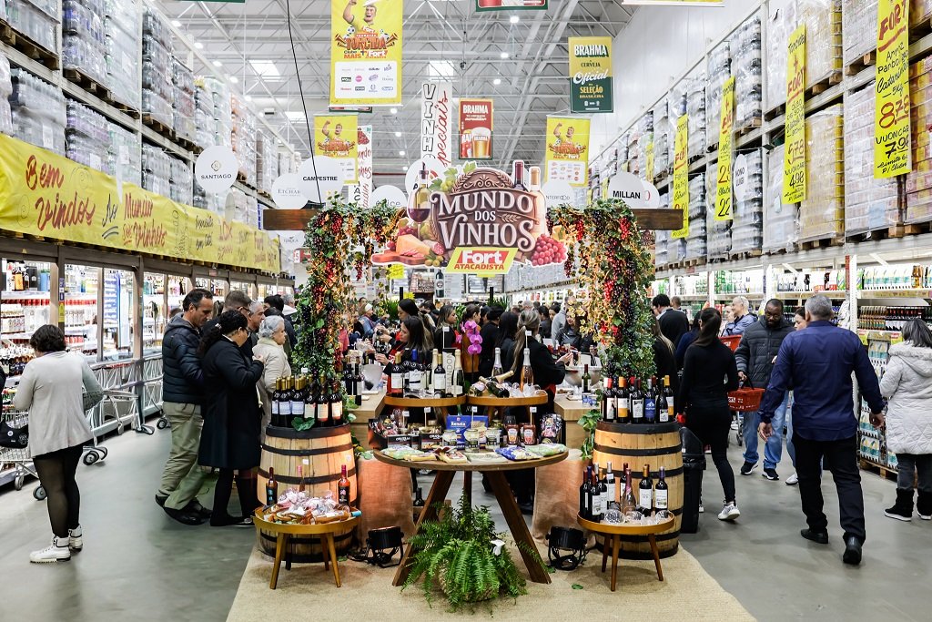 Festival Mundo dos Vinhos chega a Balneário Camboriú com degustações gratuitas e experiências de harmonização